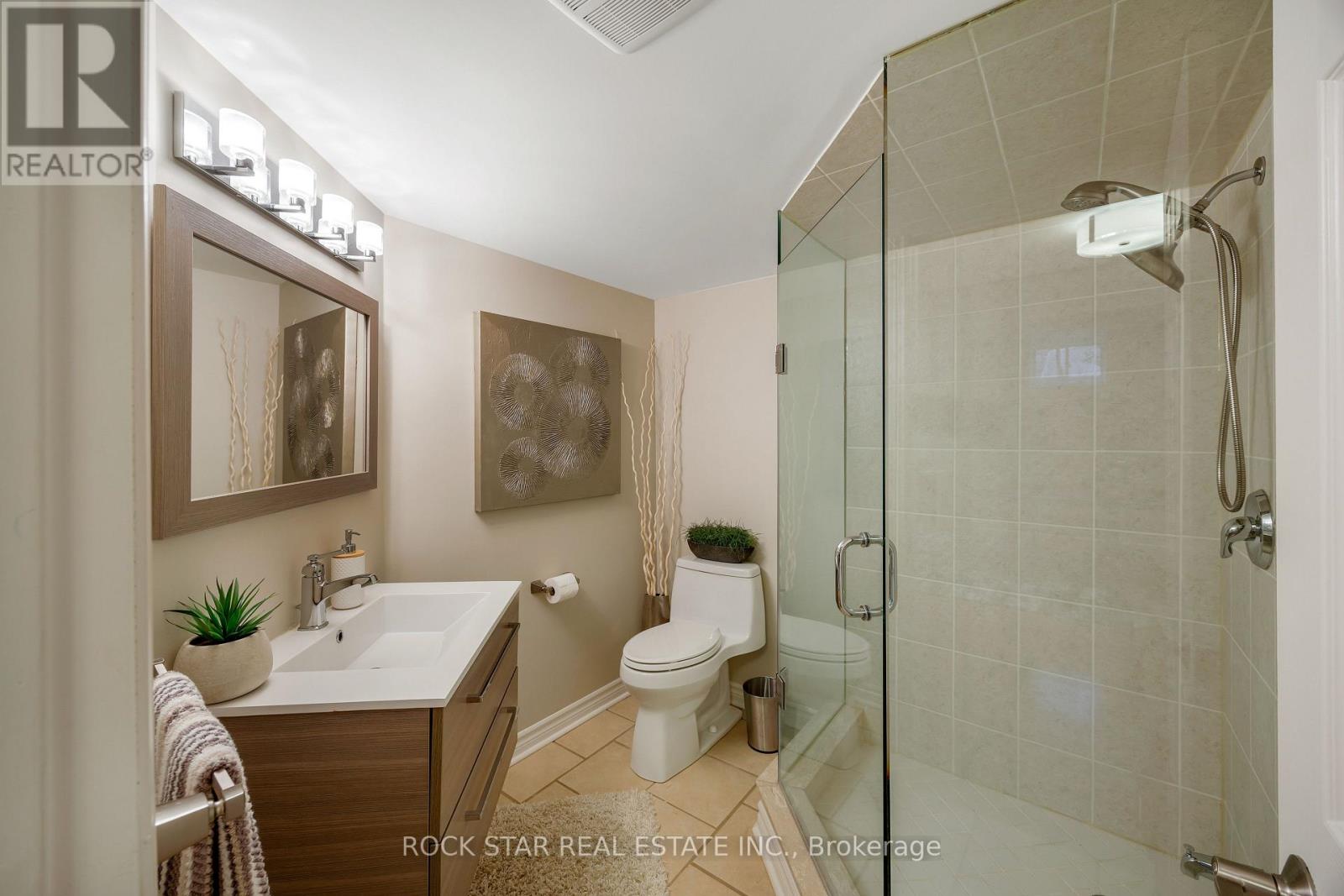 2318 Salcome Drive, Oakville, Ontario  L6H 7N3 - Photo 47 - W12782064