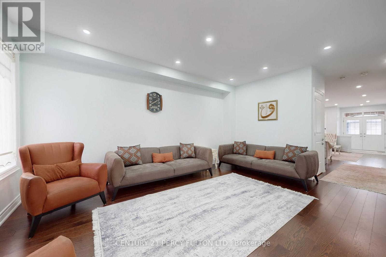 11 Sinatra Street, Brampton, Ontario  L6R 4B3 - Photo 7 - W12782080