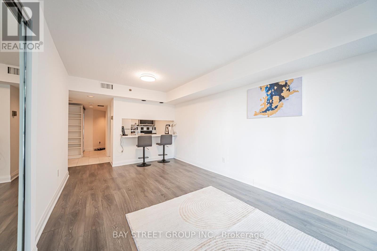 1006 - 38 Elm Street, Toronto, Ontario  M5G 2K5 - Photo 31 - C12776456