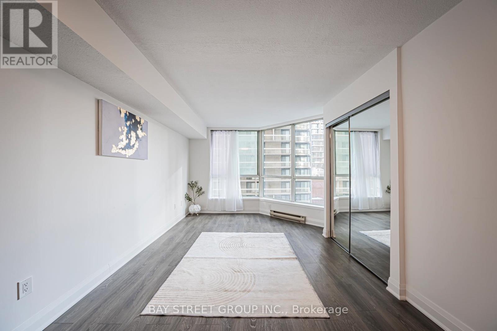 1006 - 38 Elm Street, Toronto, Ontario  M5G 2K5 - Photo 26 - C12776456