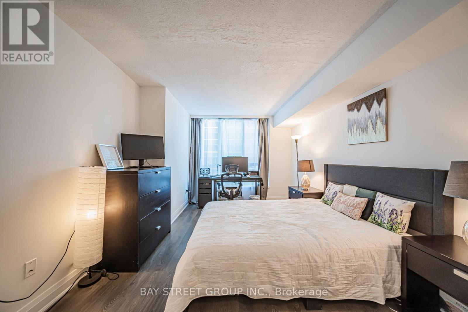 1006 - 38 Elm Street, Toronto, Ontario  M5G 2K5 - Photo 44 - C12776456