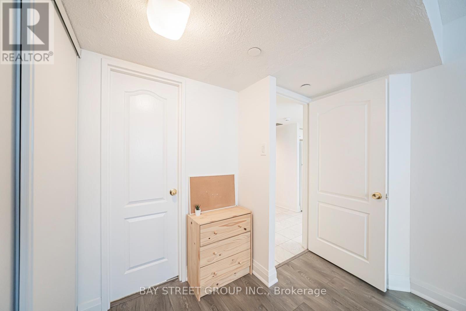 1006 - 38 Elm Street, Toronto, Ontario  M5G 2K5 - Photo 48 - C12776456