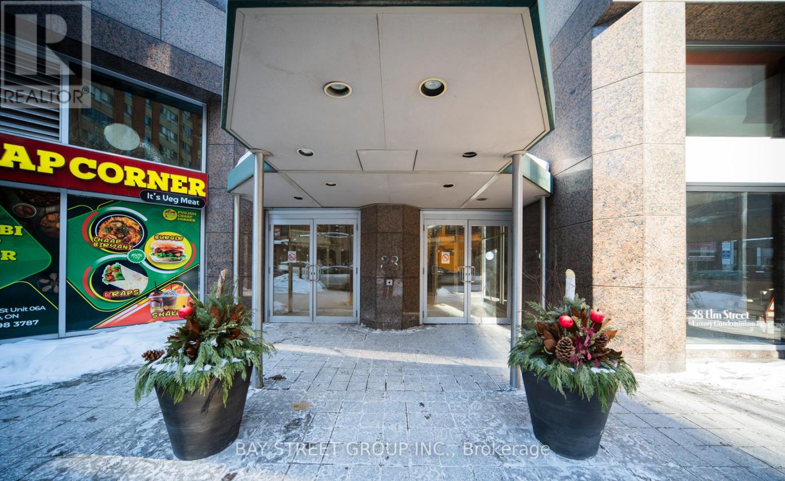 1006 - 38 Elm Street, Toronto, Ontario  M5G 2K5 - Photo 6 - C12776456