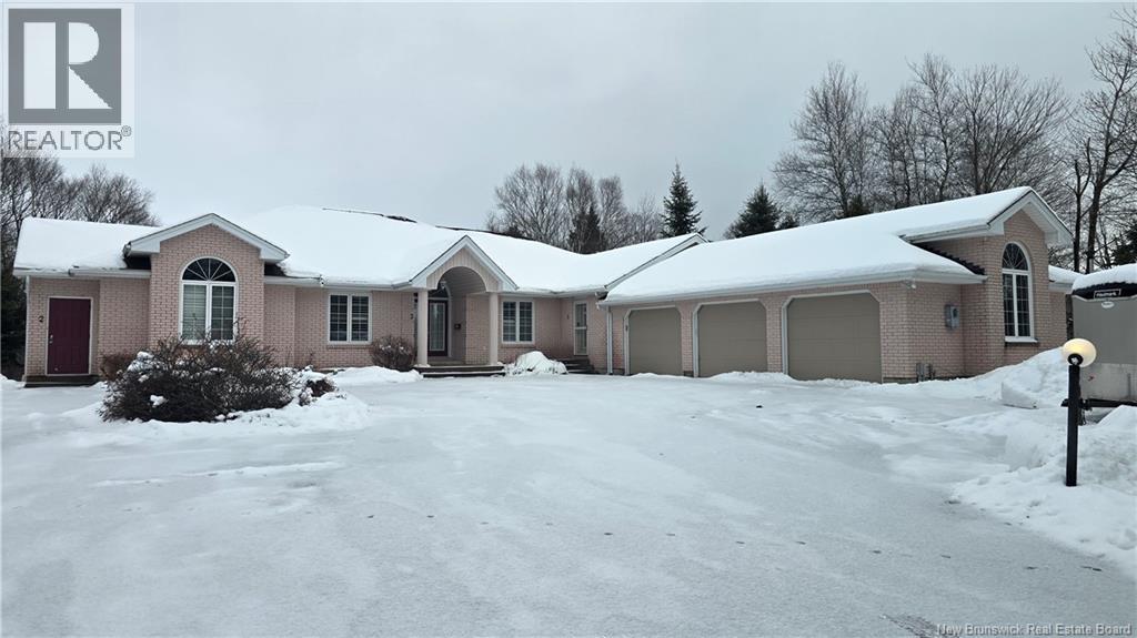 41 Westmount Drive Unit# 1, Saint John, New Brunswick  E2K 5G1 - Photo 1 - NB133547