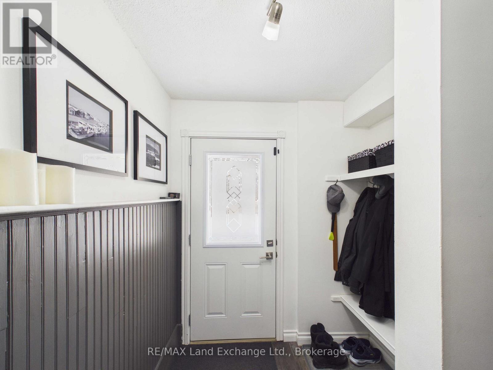 638 Hunter Street, Kincardine, Ontario  N2Z 1R6 - Photo 4 - X12782092