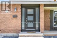 1631 Charbonneau Street, Ottawa, Ontario  K1E 2J6 - Photo 3 - X12782114