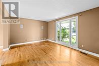 1631 Charbonneau Street, Ottawa, Ontario  K1E 2J6 - Photo 7 - X12782114