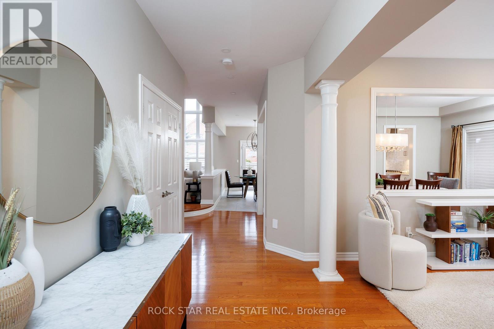 2318 Salcome Drive, Oakville, Ontario  L6H 7N3 - Photo 10 - W12782064