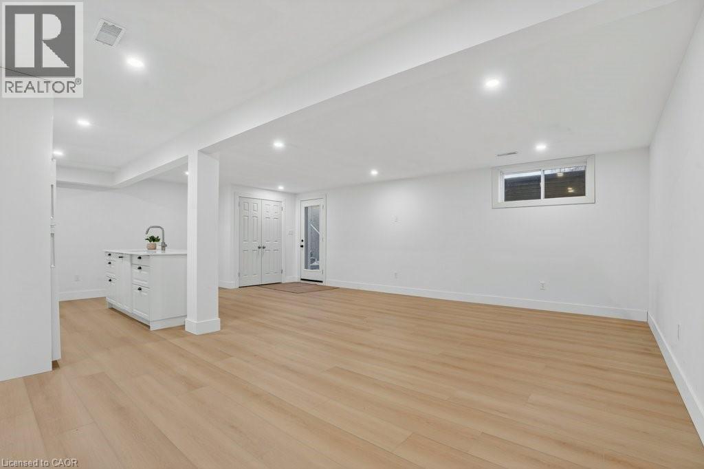 614 Rock Point Crescent, Waterloo, Ontario  N2V 2K3 - Photo 36 - 40802578