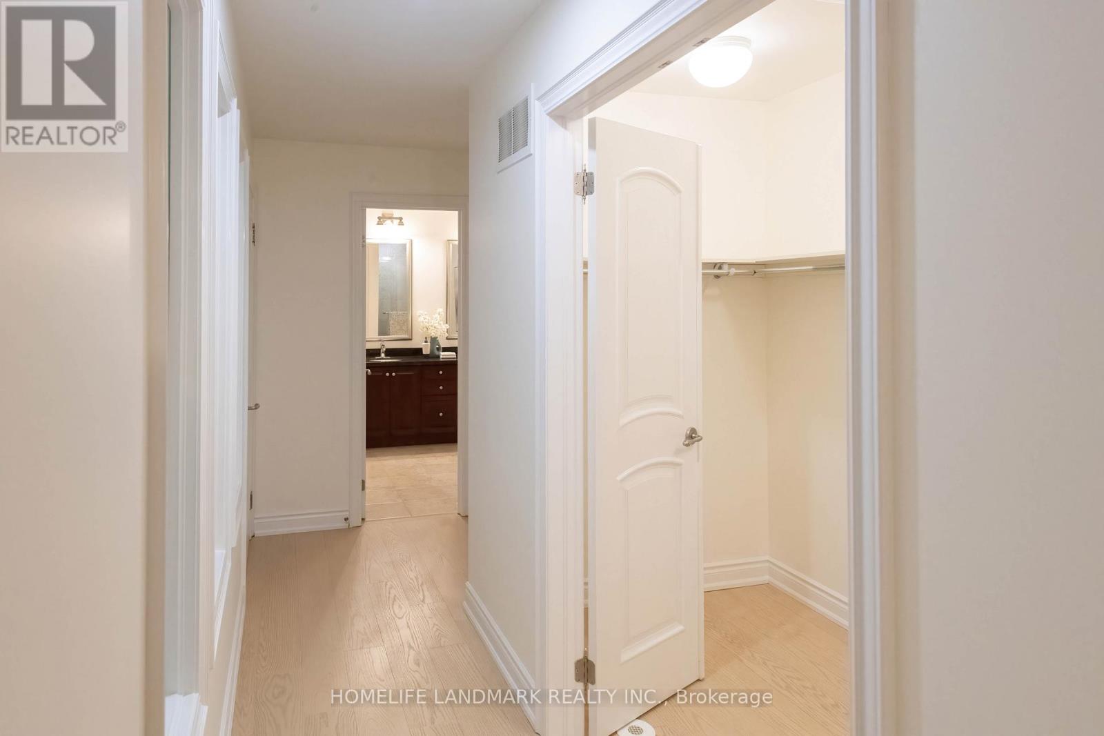 52 Clairtrell Road, Toronto, Ontario  M2N 5J6 - Photo 19 - C12782094