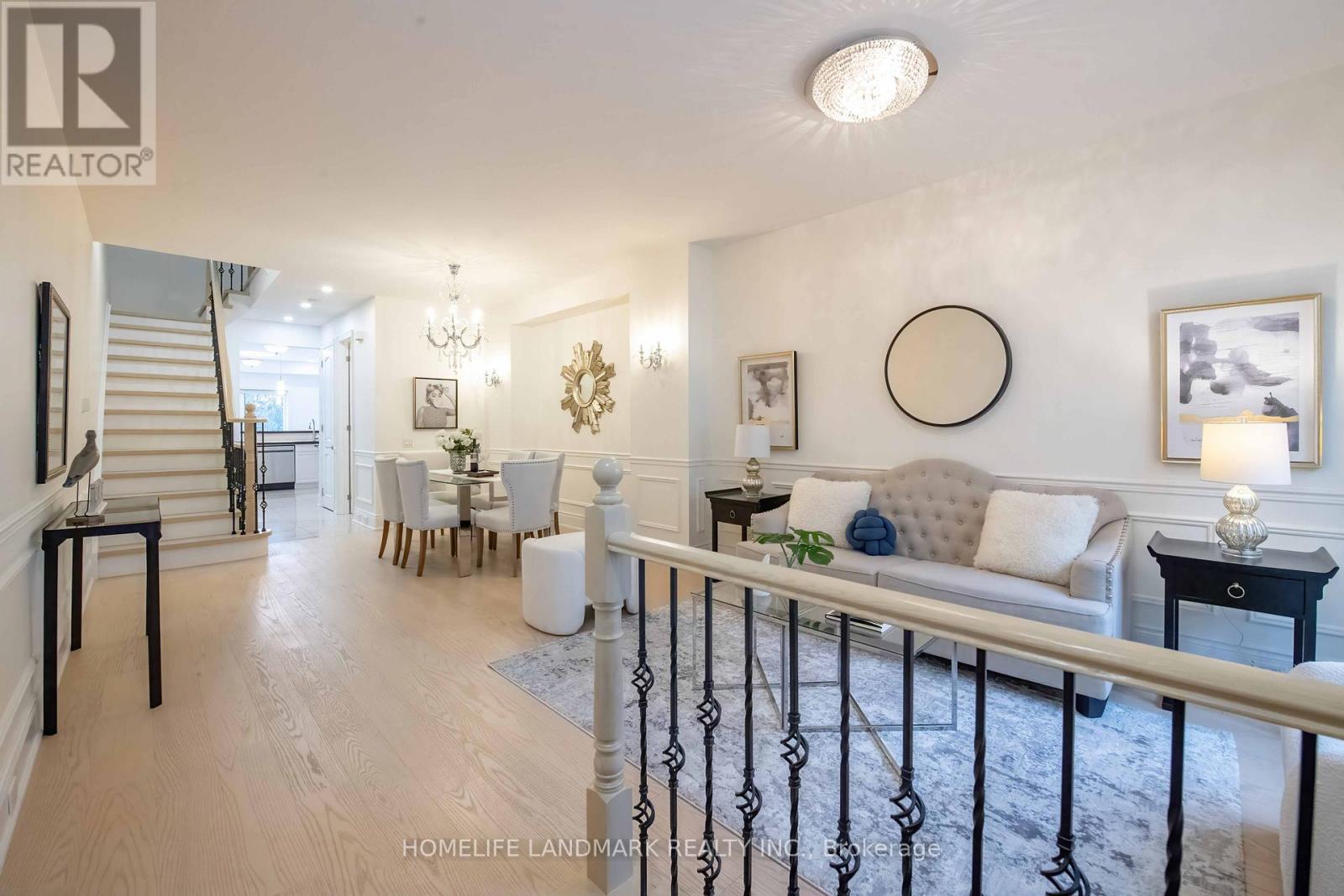 52 Clairtrell Road, Toronto, Ontario  M2N 5J6 - Photo 4 - C12782094