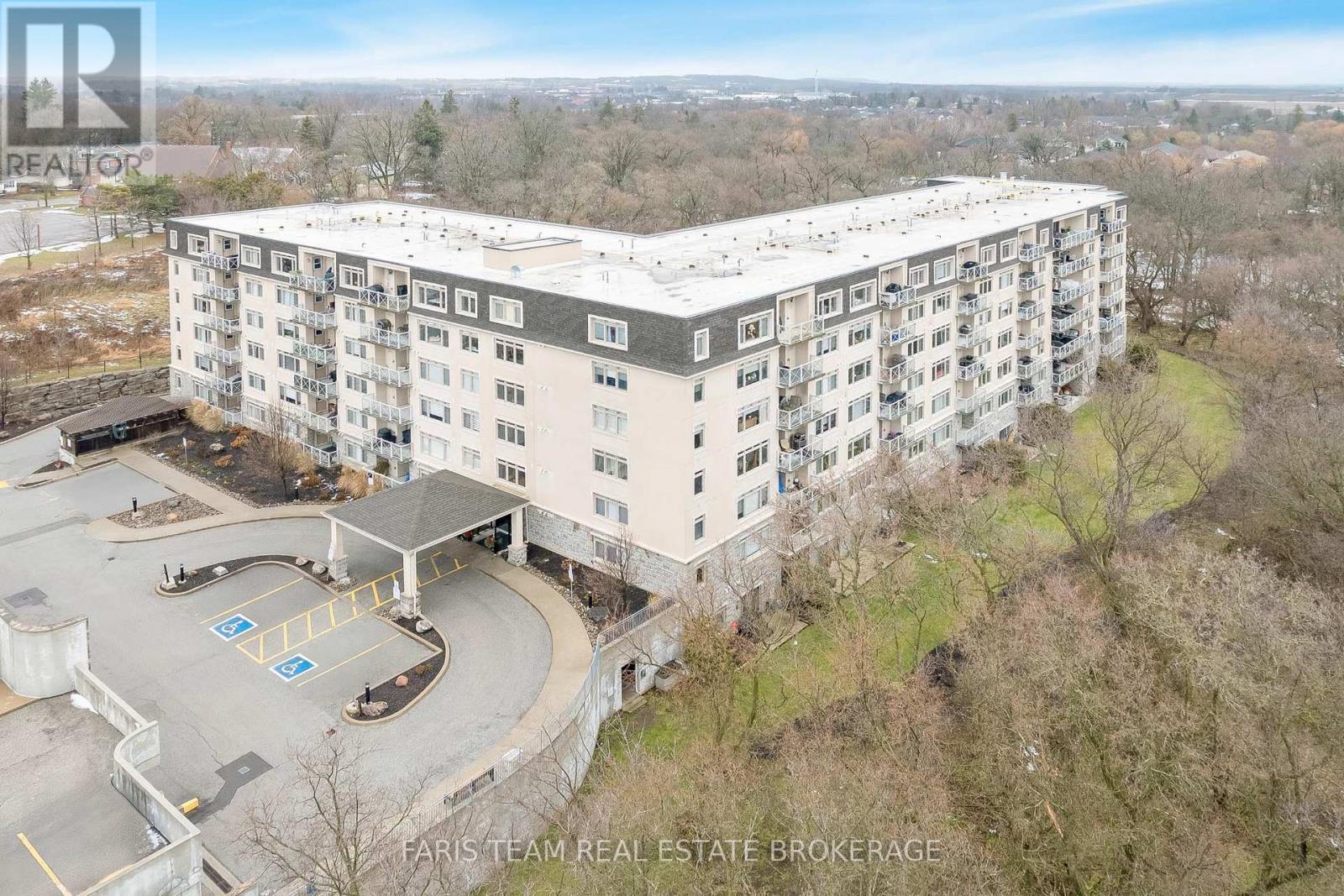 418 - 149 Church Street, King, Ontario  L0G 1T0 - Photo 2 - N12782098