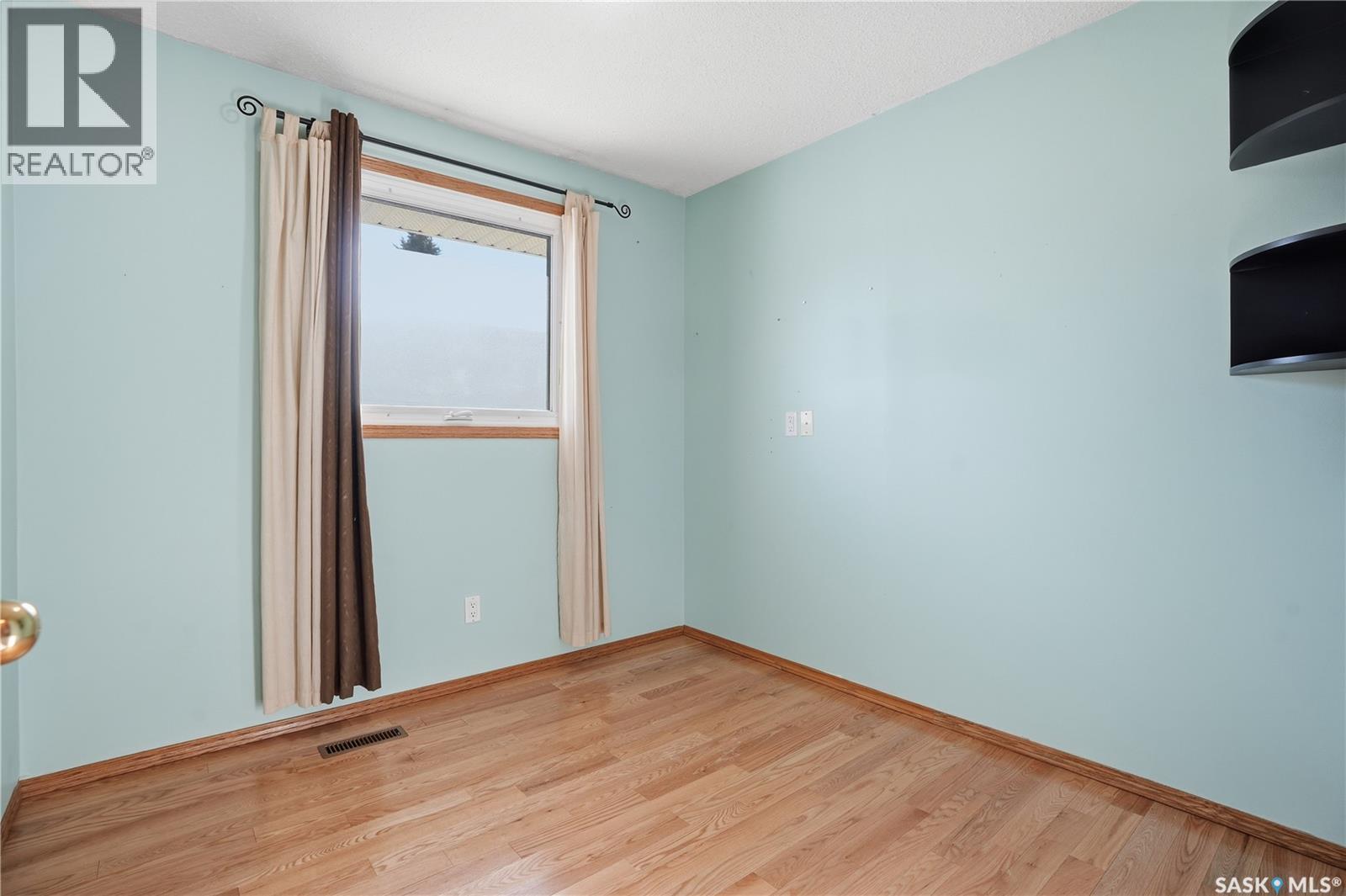 39 Peart Crescent, Regina, Saskatchewan  S4N 4R4 - Photo 18 - SK028381