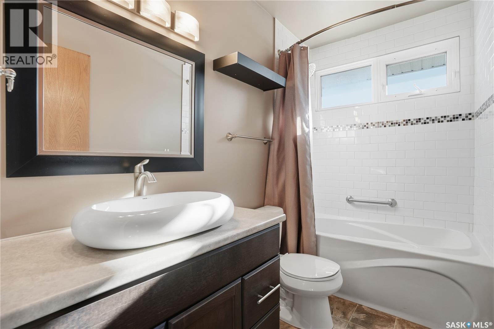 39 Peart Crescent, Regina, Saskatchewan  S4N 4R4 - Photo 20 - SK028381