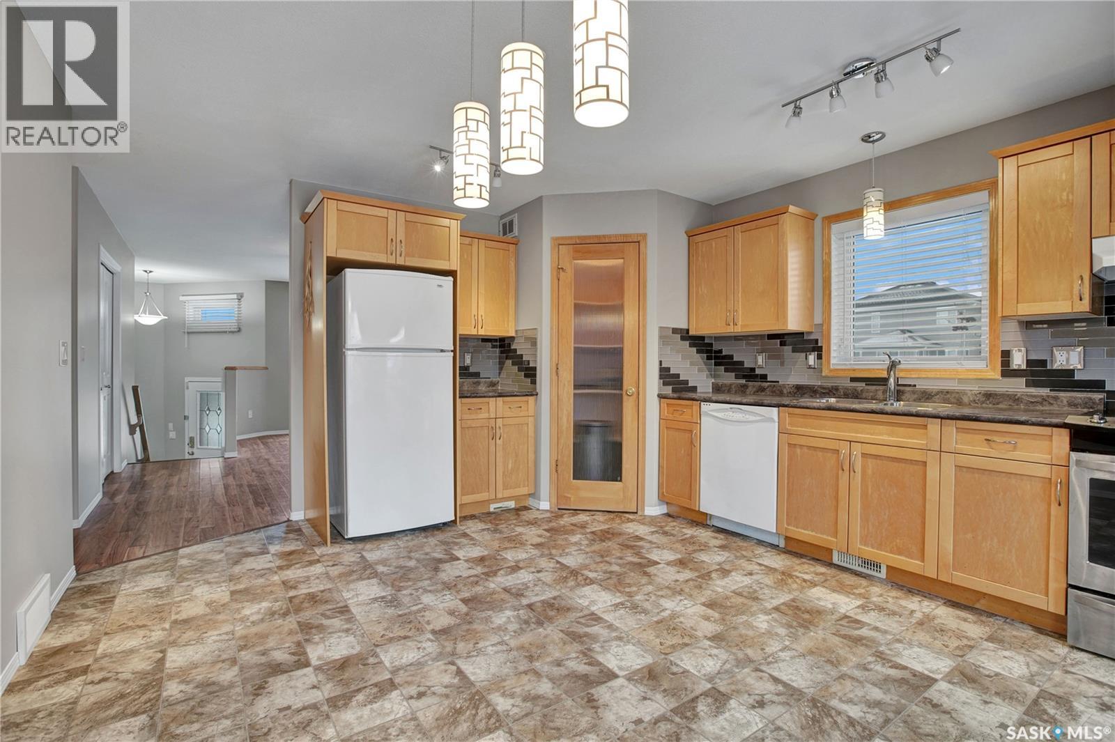 1131 Denham Rise, Saskatoon, Saskatchewan  S7R 0B2 - Photo 8 - SK028333