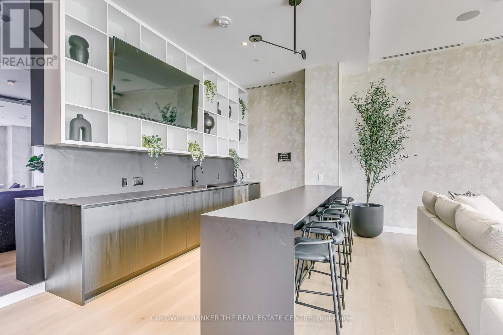 709 - 86 Dundas Street E, Mississauga, Ontario  L5A 0B1 - Photo 38 - W12782100