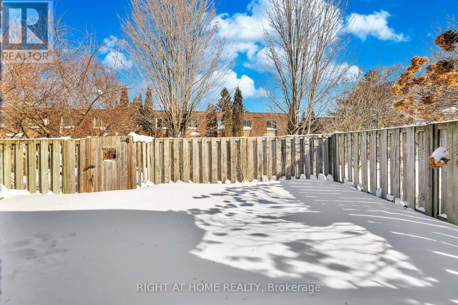 3 - 104 Woodlawn Road E, Guelph, Ontario  N1E 1B7 - Photo 37 - X12782108