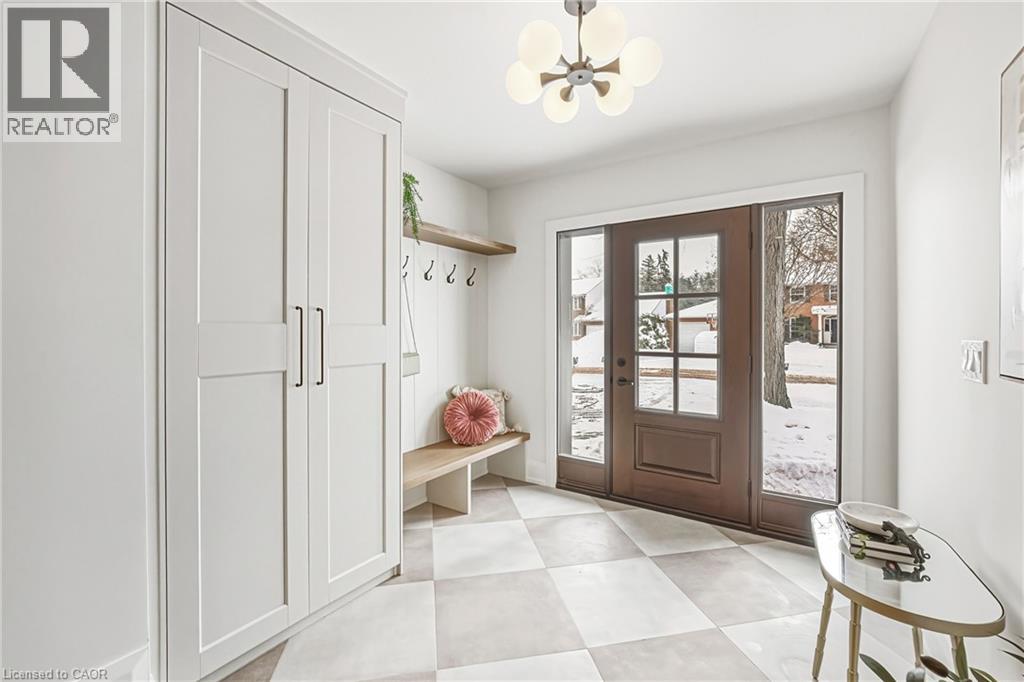 251 Glen Afton Drive, Burlington, Ontario  L7L 1G8 - Photo 2 - 40803528