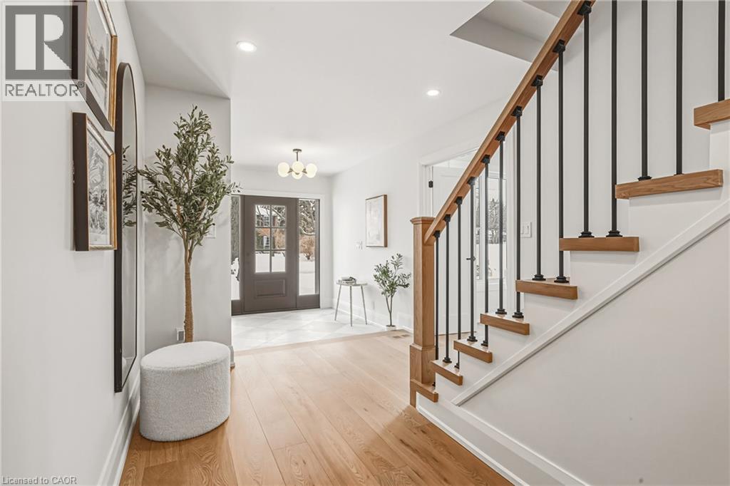 251 Glen Afton Drive, Burlington, Ontario  L7L 1G8 - Photo 3 - 40803528