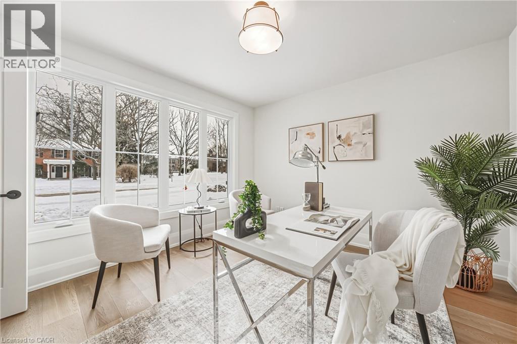 251 Glen Afton Drive, Burlington, Ontario  L7L 1G8 - Photo 4 - 40803528