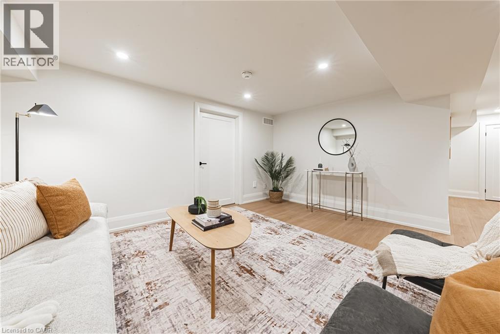 251 Glen Afton Drive, Burlington, Ontario  L7L 1G8 - Photo 43 - 40803528