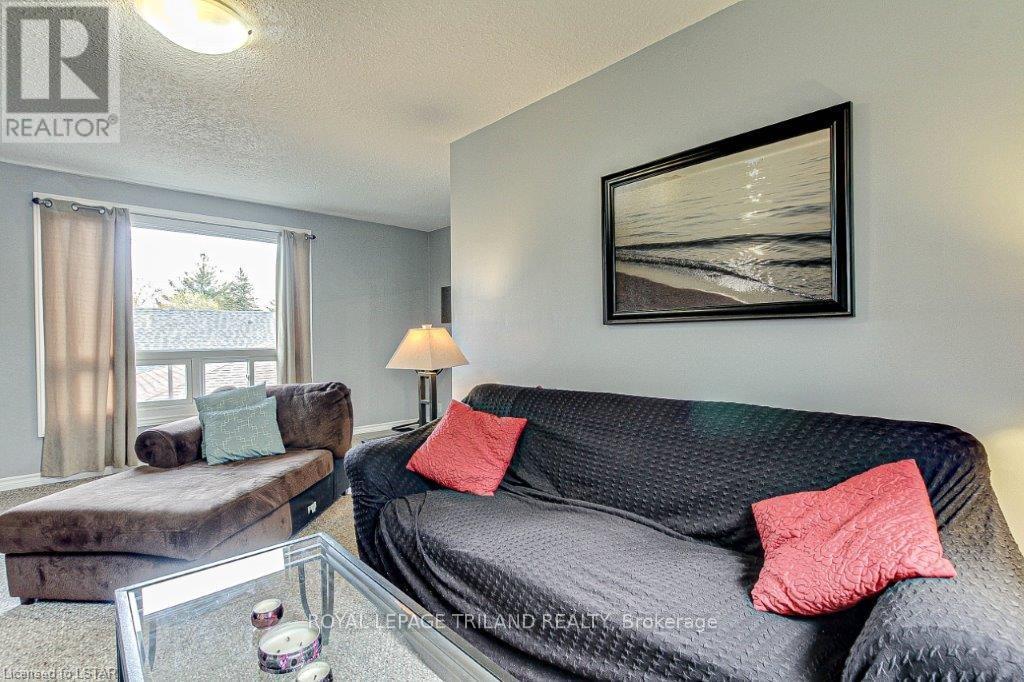 Upper Unit - 256 Edinburgh Street, London North, Ontario  N6H 1M3 - Photo 11 - X12782202