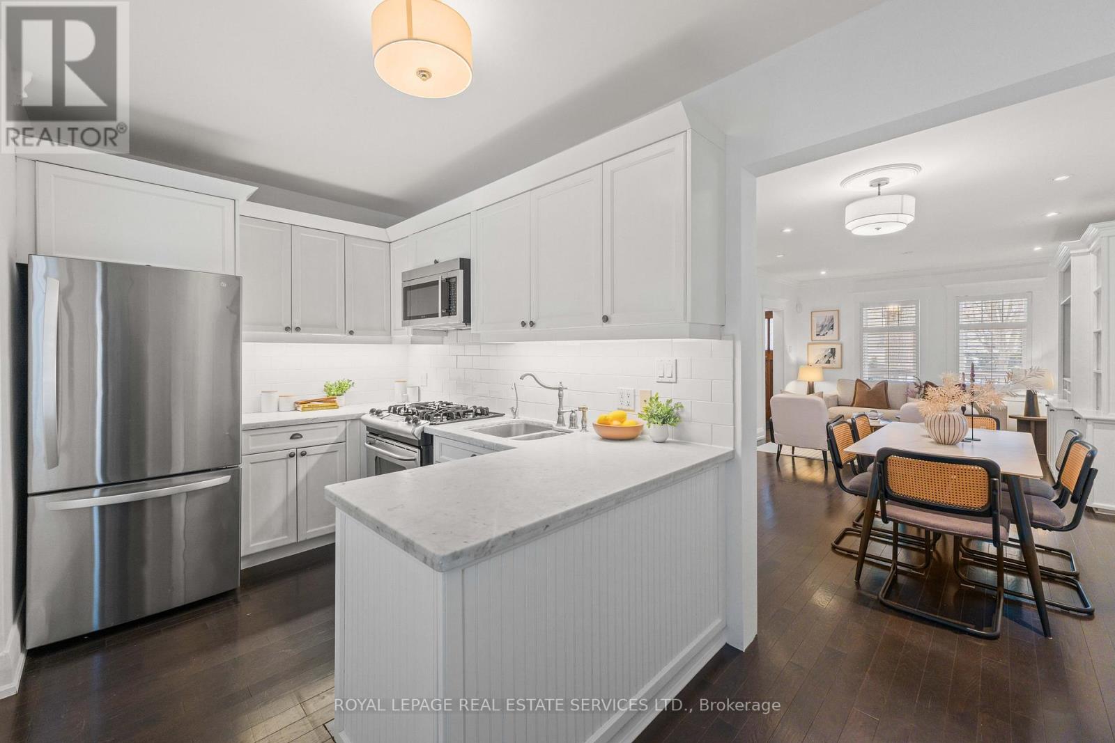 20 Roslin Avenue, Toronto, Ontario  M4N 1Y9 - Photo 12 - C12782118