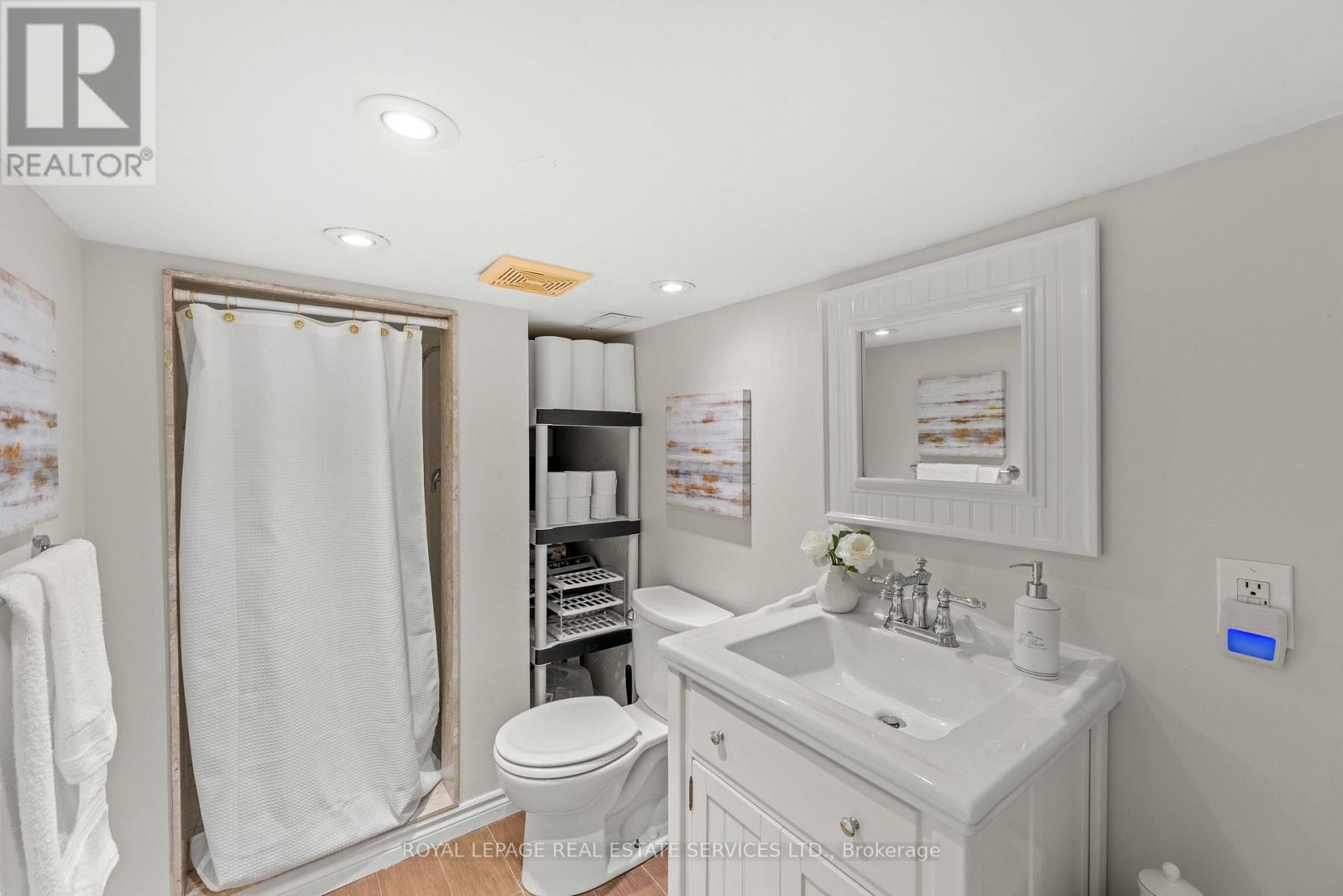 20 Roslin Avenue, Toronto, Ontario  M4N 1Y9 - Photo 27 - C12782118