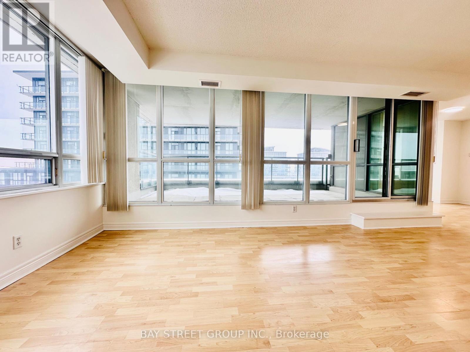 Ph106 - 23 Hollywood Avenue, Toronto, Ontario  M2N 7L8 - Photo 10 - C12782130