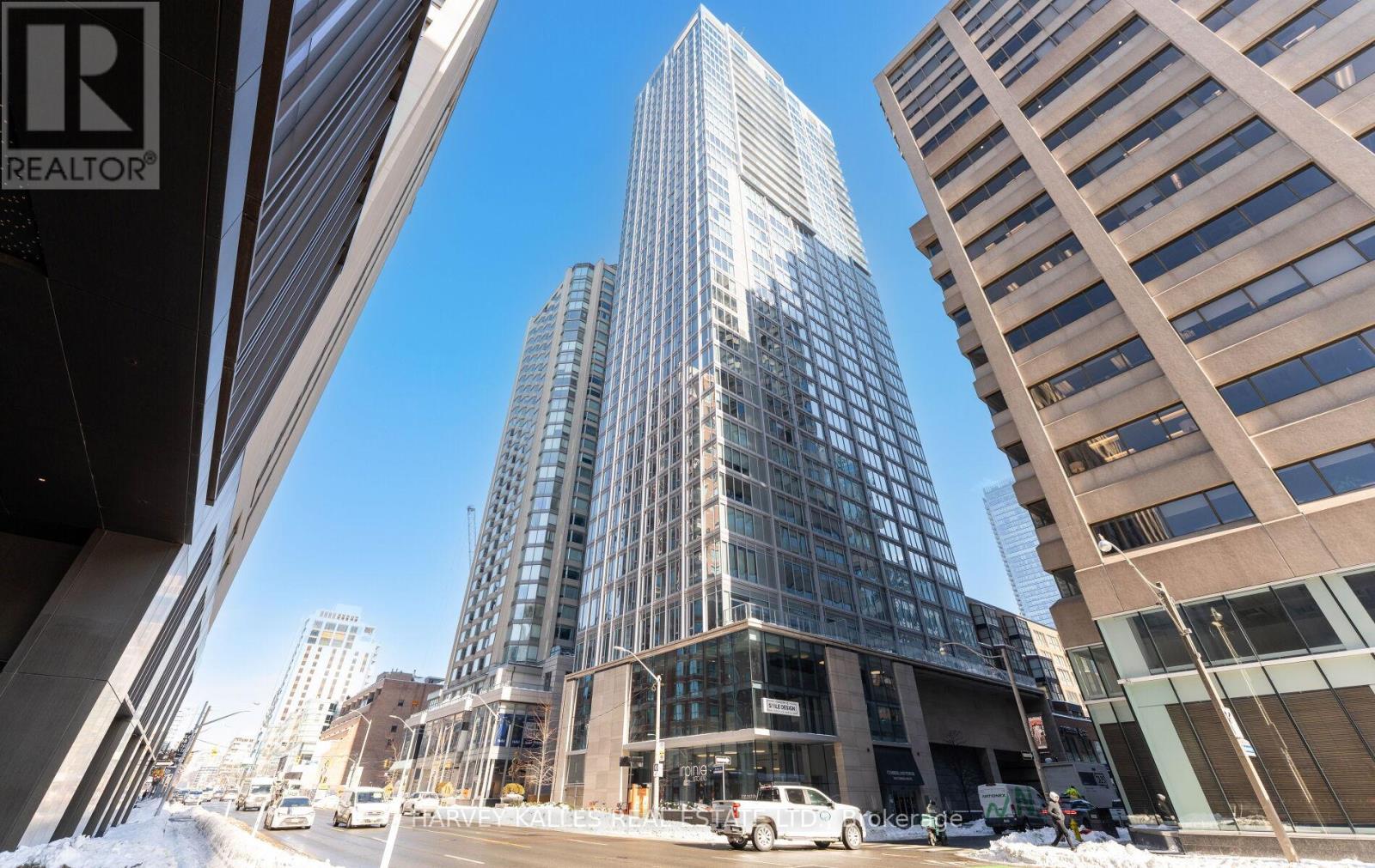 3502 - 200 Cumberland Street, Toronto, Ontario  M5R 0B7 - Photo 1 - C12782162