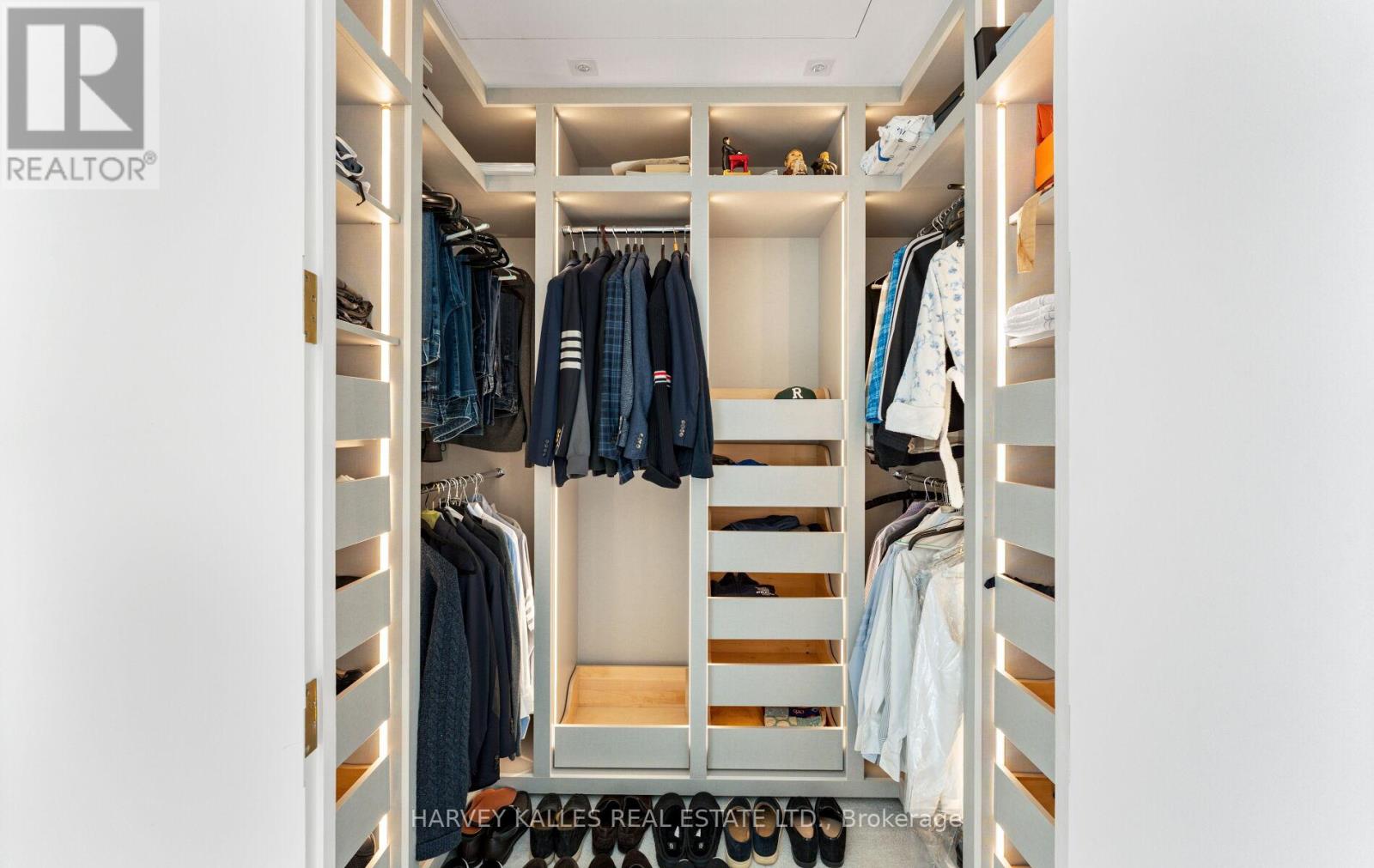 3502 - 200 Cumberland Street, Toronto, Ontario  M5R 0B7 - Photo 33 - C12782162