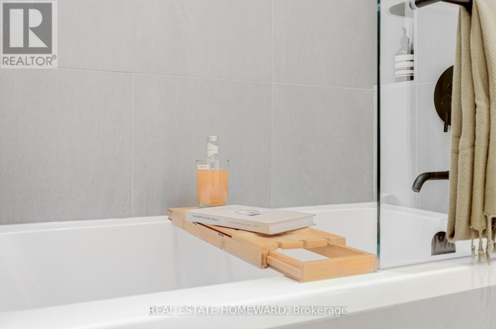 3704 - 55 Charles Street E, Toronto, Ontario  M4Y 0J1 - Photo 21 - C12782188