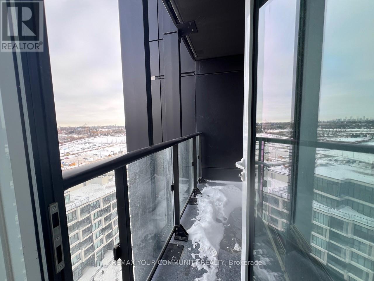 1408 - 1 Quarrington Lane, Toronto, Ontario  M3C 0S4 - Photo 12 - C12782228