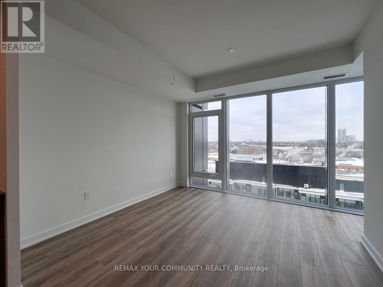 1408 - 1 Quarrington Lane, Toronto, Ontario  M3C 0S4 - Photo 9 - C12782228