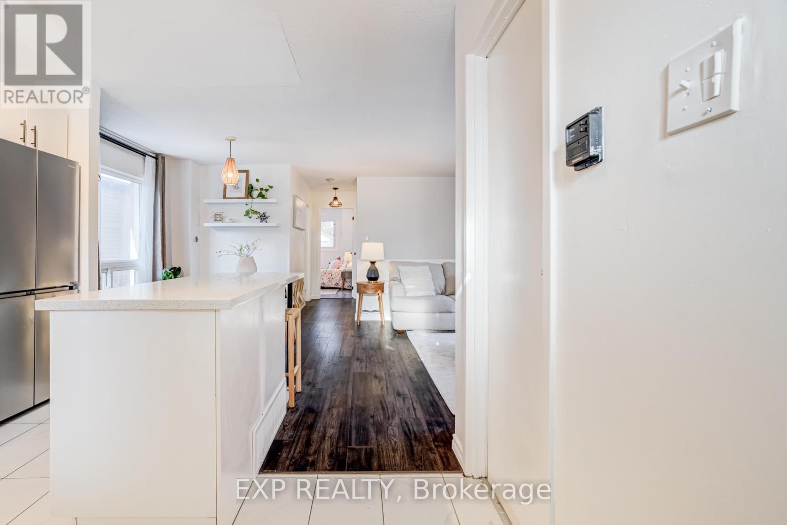 103 Delaney Drive, Ajax, Ontario  L1T 2M1 - Photo 3 - E12782186