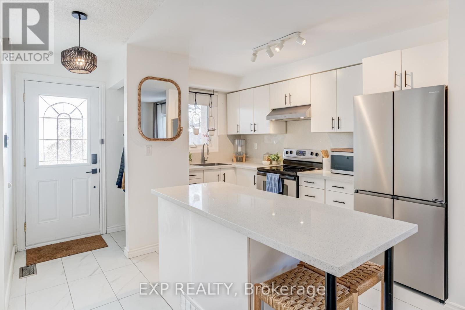 103 Delaney Drive, Ajax, Ontario  L1T 2M1 - Photo 4 - E12782186