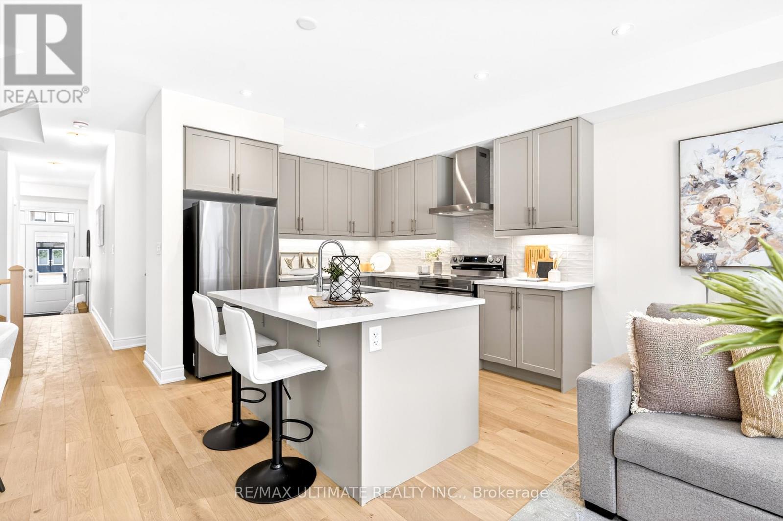 16 Singhampton Road, Vaughan, Ontario  L4H 5J6 - Photo 10 - N12782146