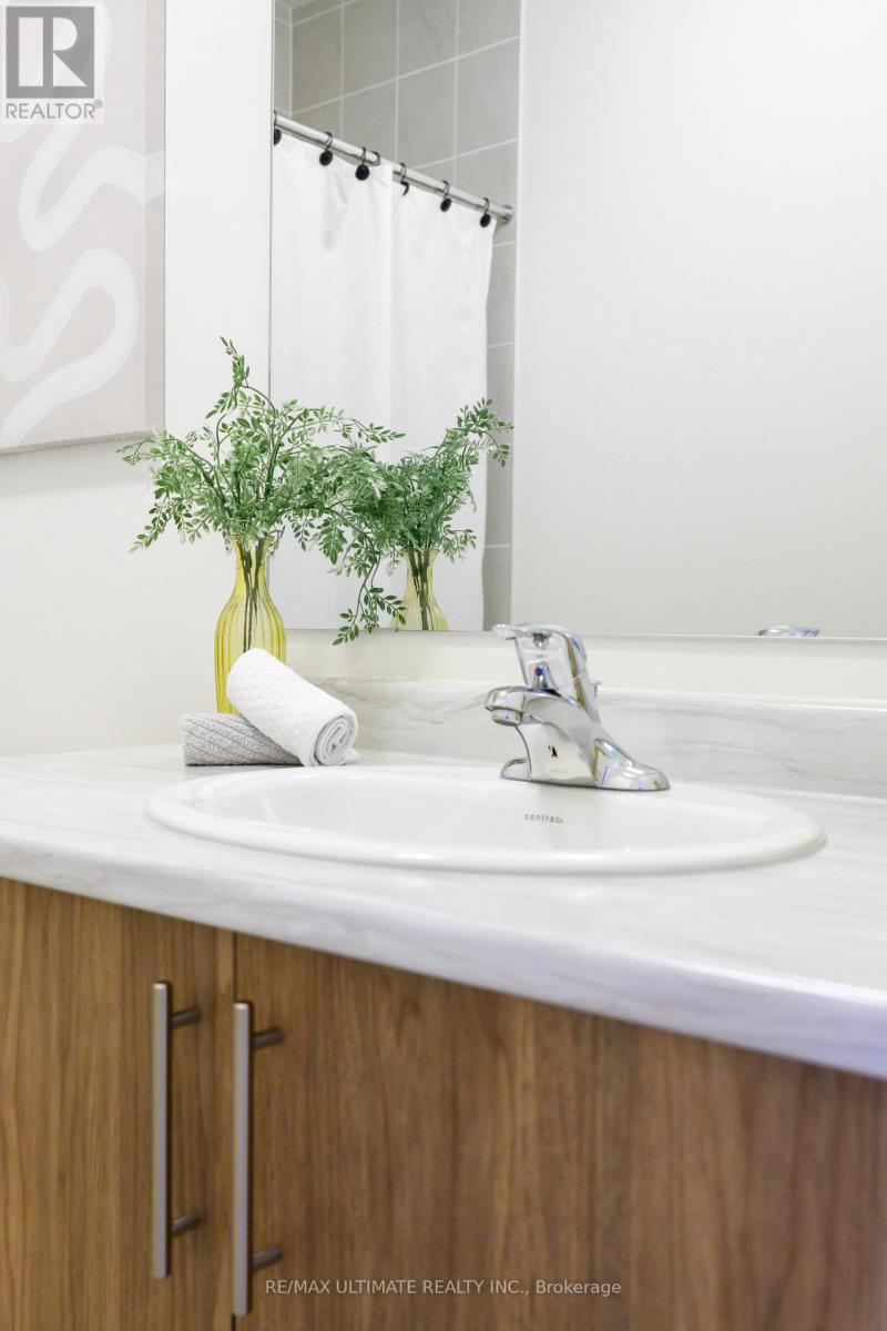 16 Singhampton Road, Vaughan, Ontario  L4H 5J6 - Photo 35 - N12782146