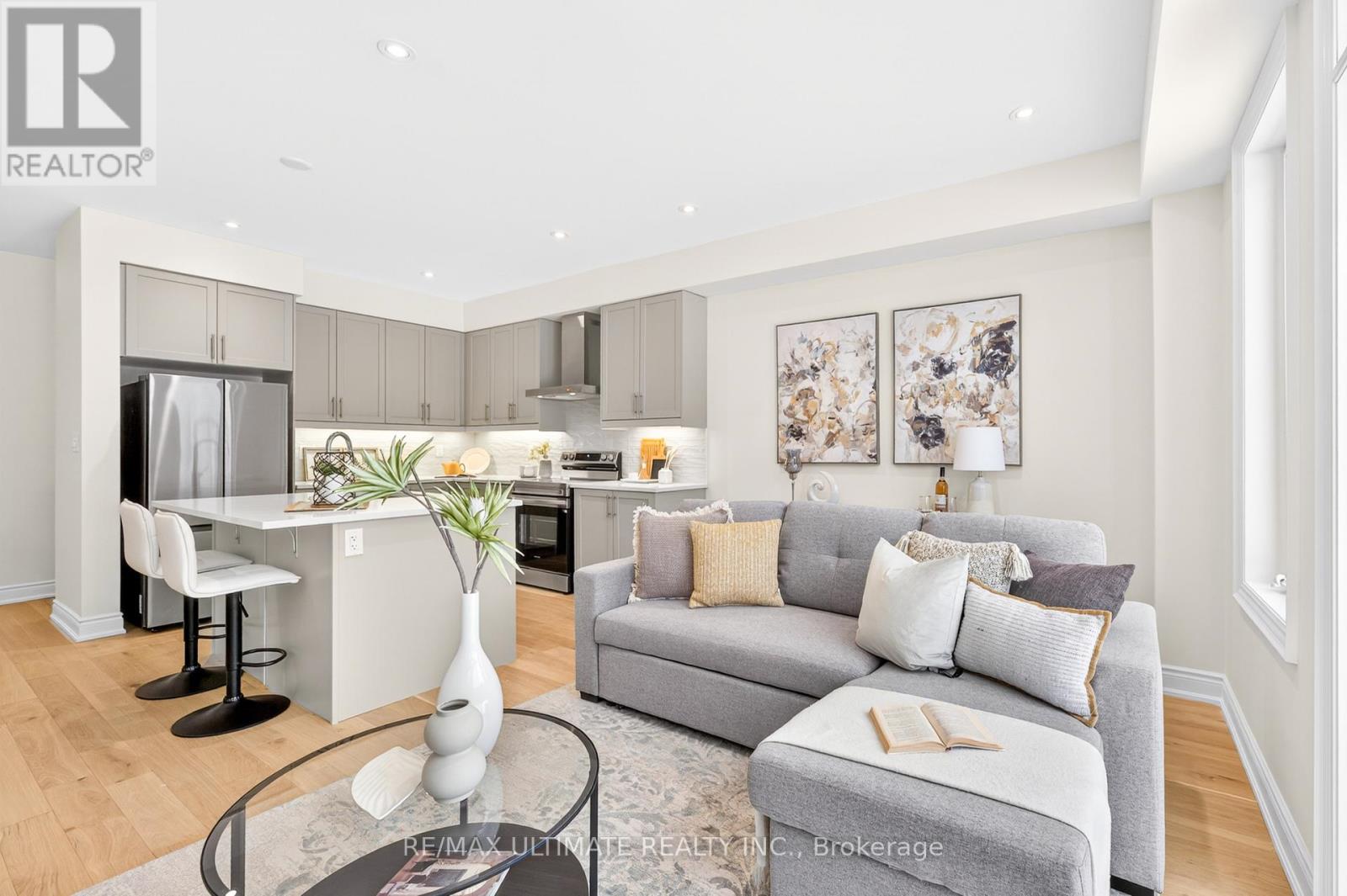 16 Singhampton Road, Vaughan, Ontario  L4H 5J6 - Photo 7 - N12782146