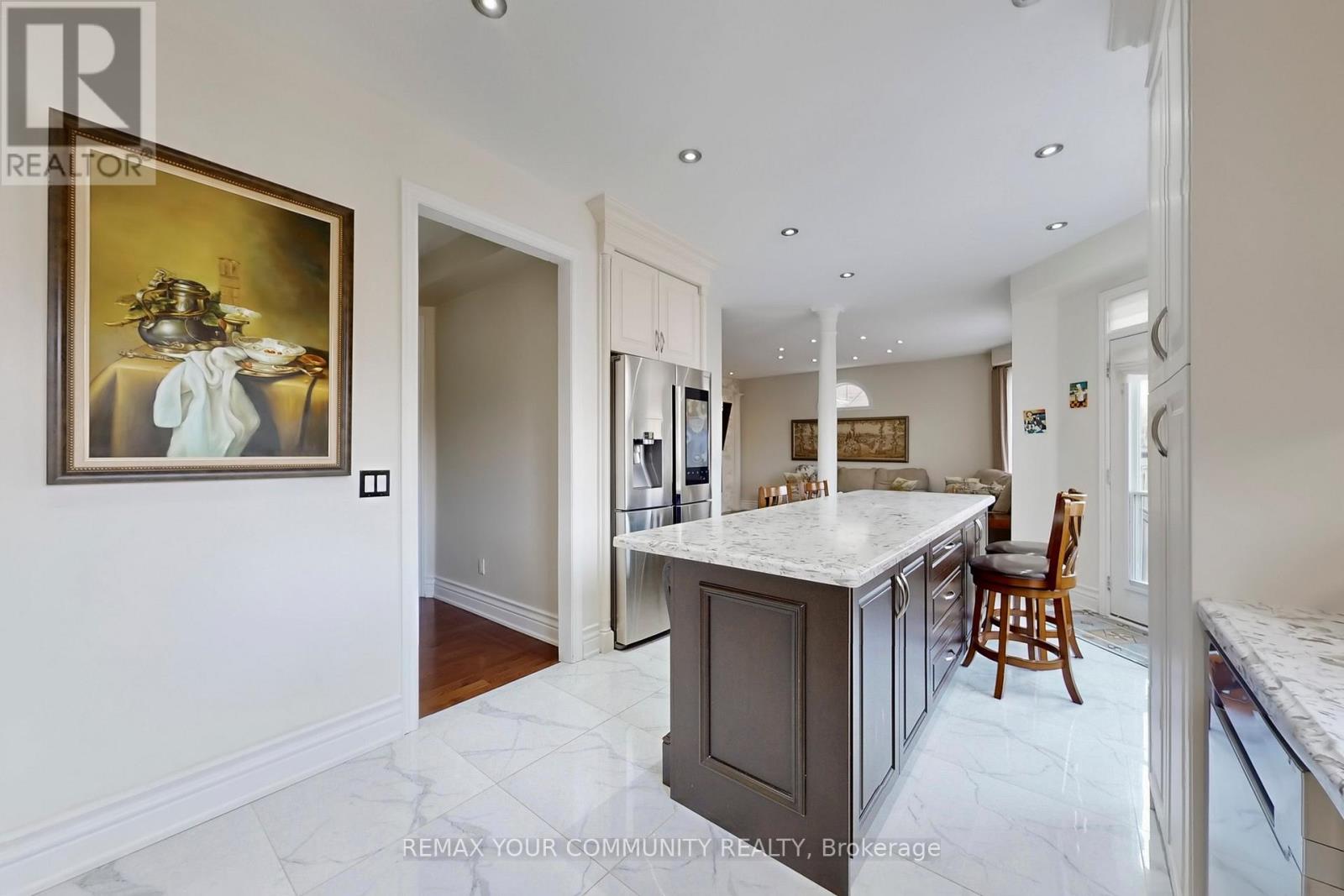 24 Pegasus Drive, Richmond Hill, Ontario  L4E 4R3 - Photo 11 - N12782214