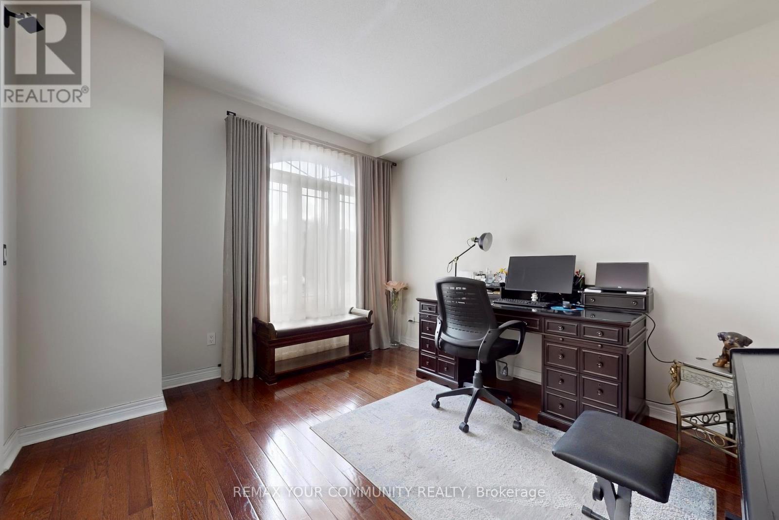 24 Pegasus Drive, Richmond Hill, Ontario  L4E 4R3 - Photo 14 - N12782214