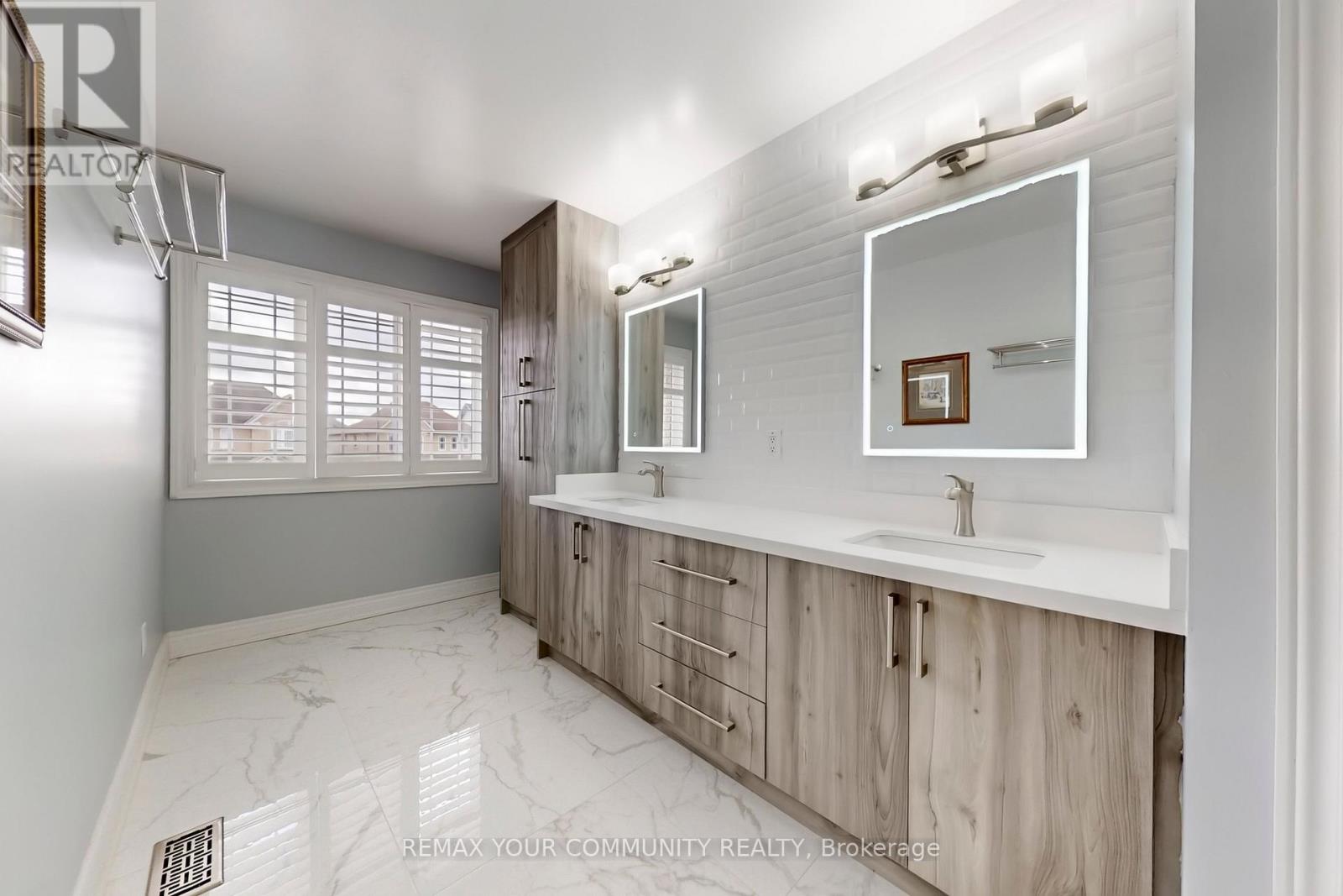 24 Pegasus Drive, Richmond Hill, Ontario  L4E 4R3 - Photo 26 - N12782214