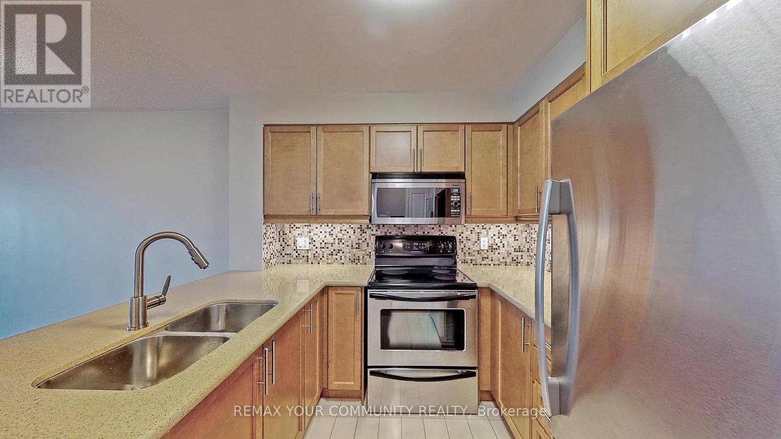 323 - 18 Harding Boulevard, Richmond Hill, Ontario  L4C 0T3 - Photo 13 - N12782222