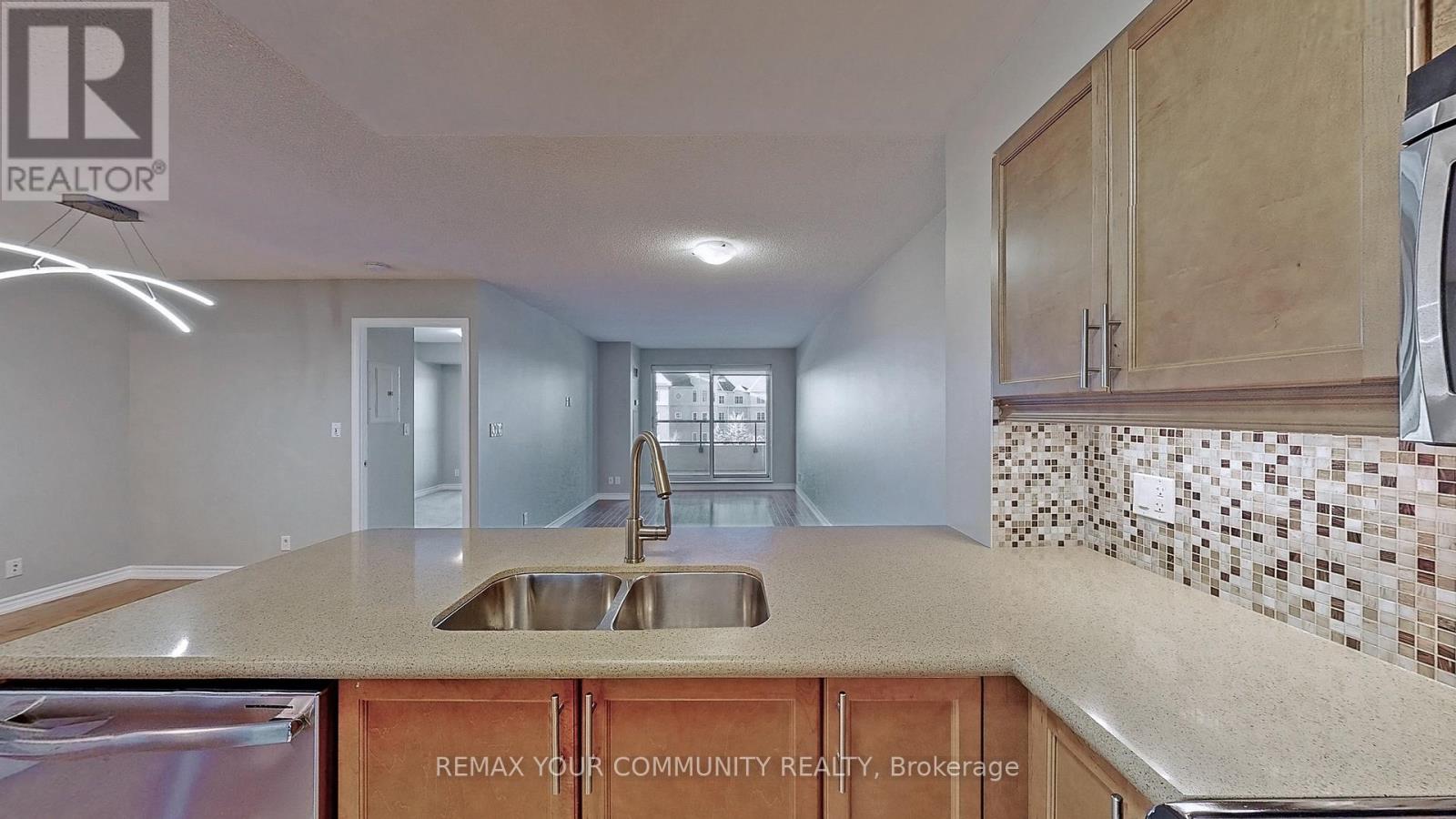 323 - 18 Harding Boulevard, Richmond Hill, Ontario  L4C 0T3 - Photo 15 - N12782222