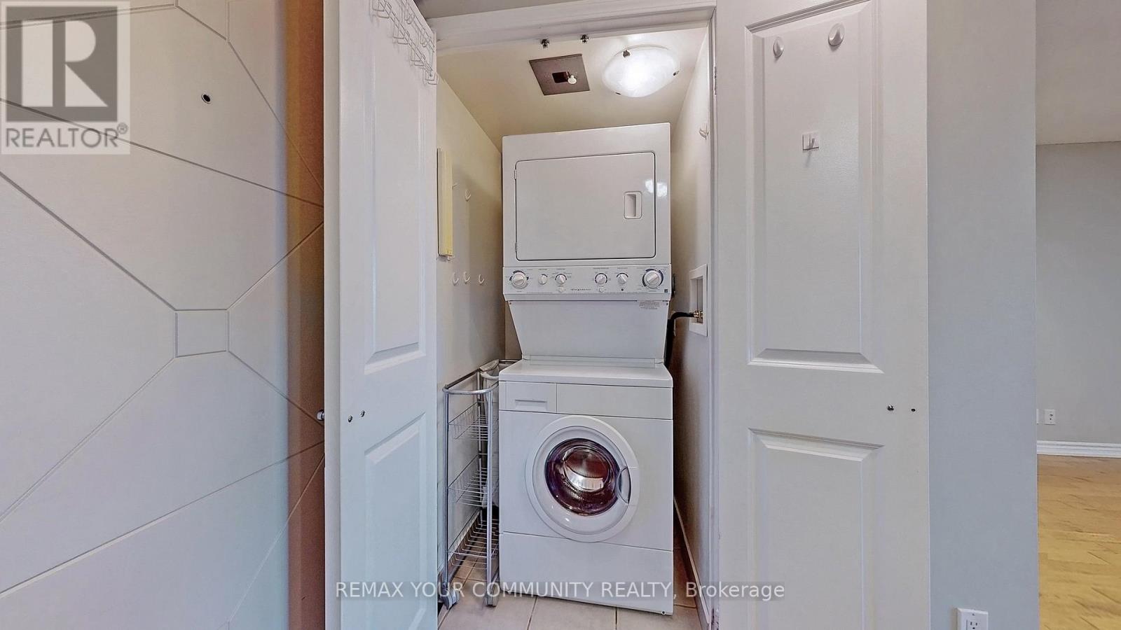 323 - 18 Harding Boulevard, Richmond Hill, Ontario  L4C 0T3 - Photo 24 - N12782222