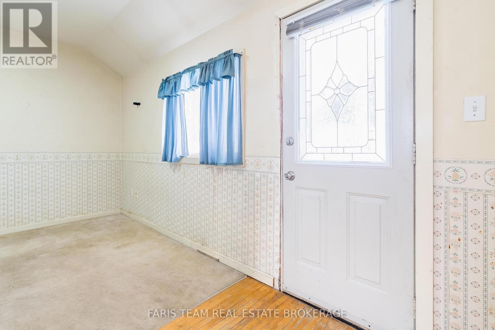 302 Nottawasaga Street, Orillia, Ontario  L3V 3K6 - Photo 18 - S12782178