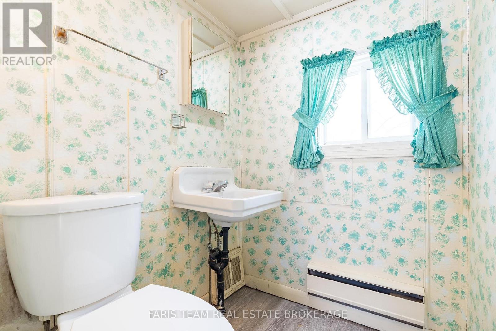 302 Nottawasaga Street, Orillia, Ontario  L3V 3K6 - Photo 22 - S12782178