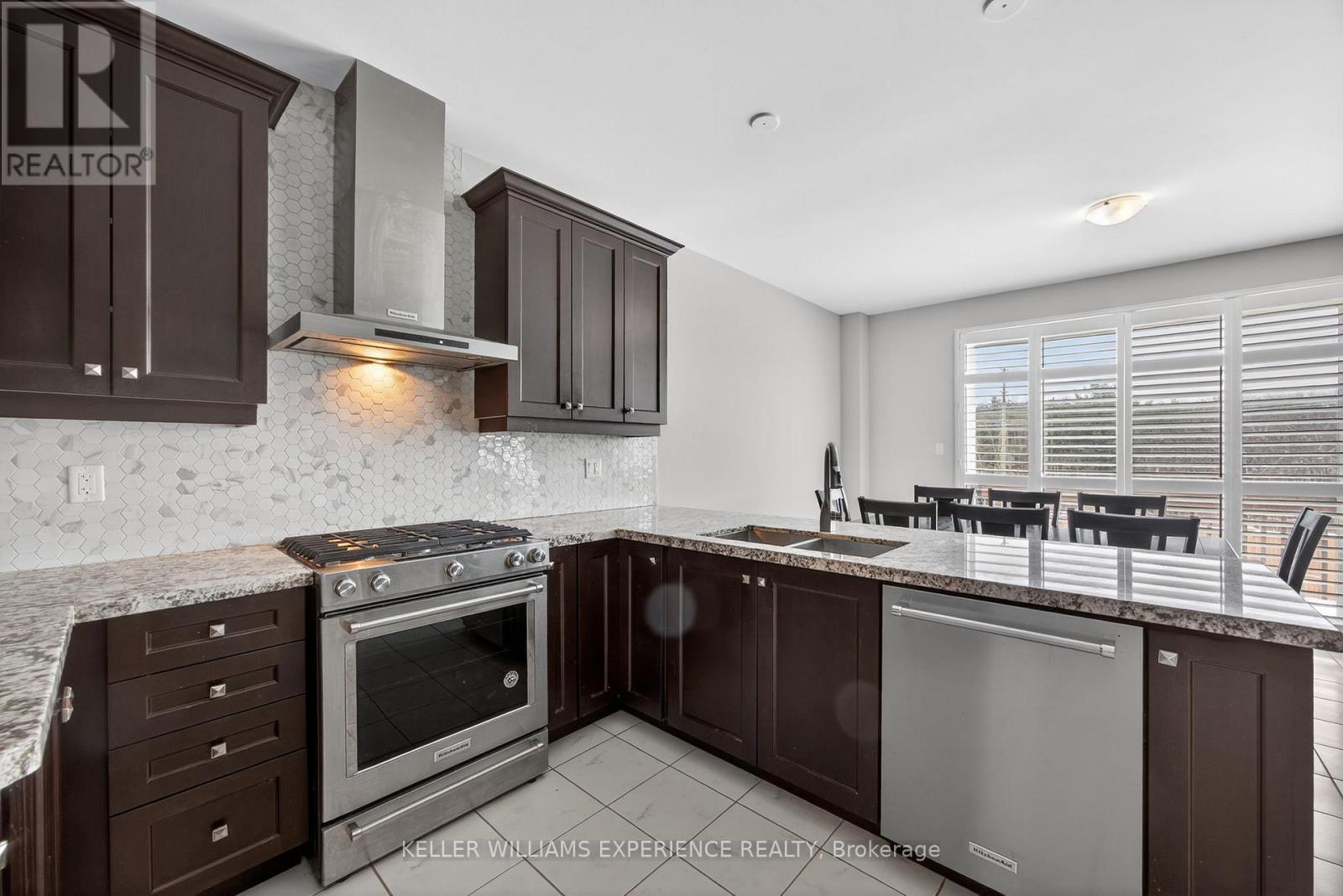 35 Muirfield Drive, Barrie, Ontario  L4N 6J9 - Photo 19 - S12782180