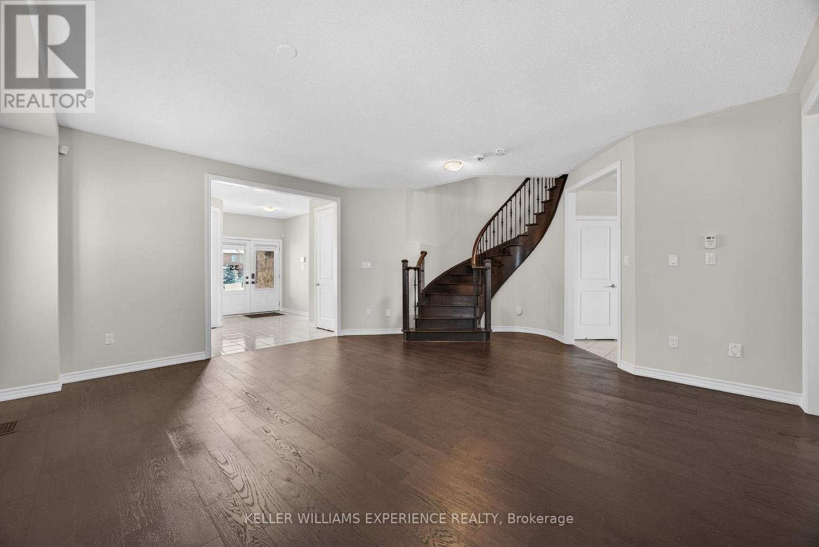 35 Muirfield Drive, Barrie, Ontario  L4N 6J9 - Photo 8 - S12782180