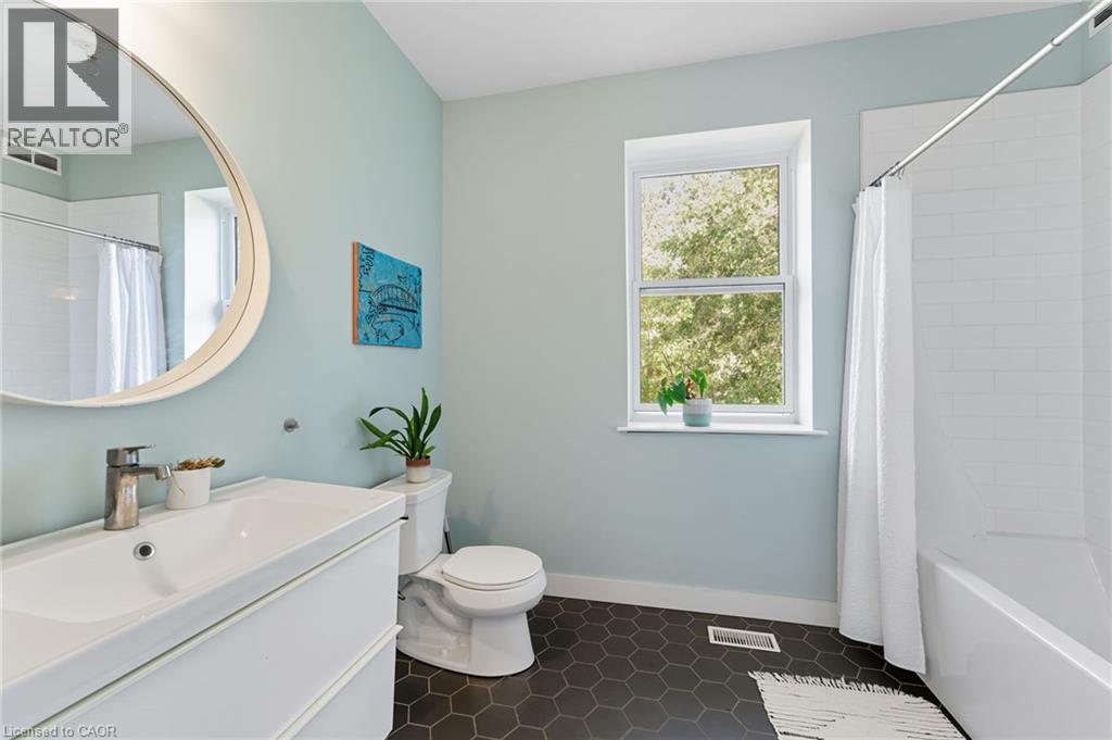 126 Shorties Side Road, Norfolk County, Ontario  N4G 4G9 - Photo 22 - 40793737